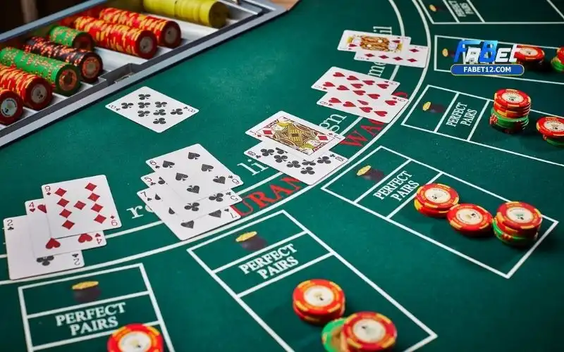 Blackjack – Hướng Dẫn Toàn Diện Từ Cơ Bản Đến Nâng Cao 2 Blackjack – Hướng Dẫn Toàn Diện Từ Cơ Bản Đến Nâng Cao